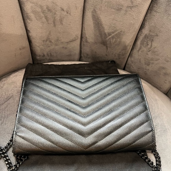 Sold- Yves Saint Laurent Cassandre envelope flap crossbody - Picture 3 of 10
